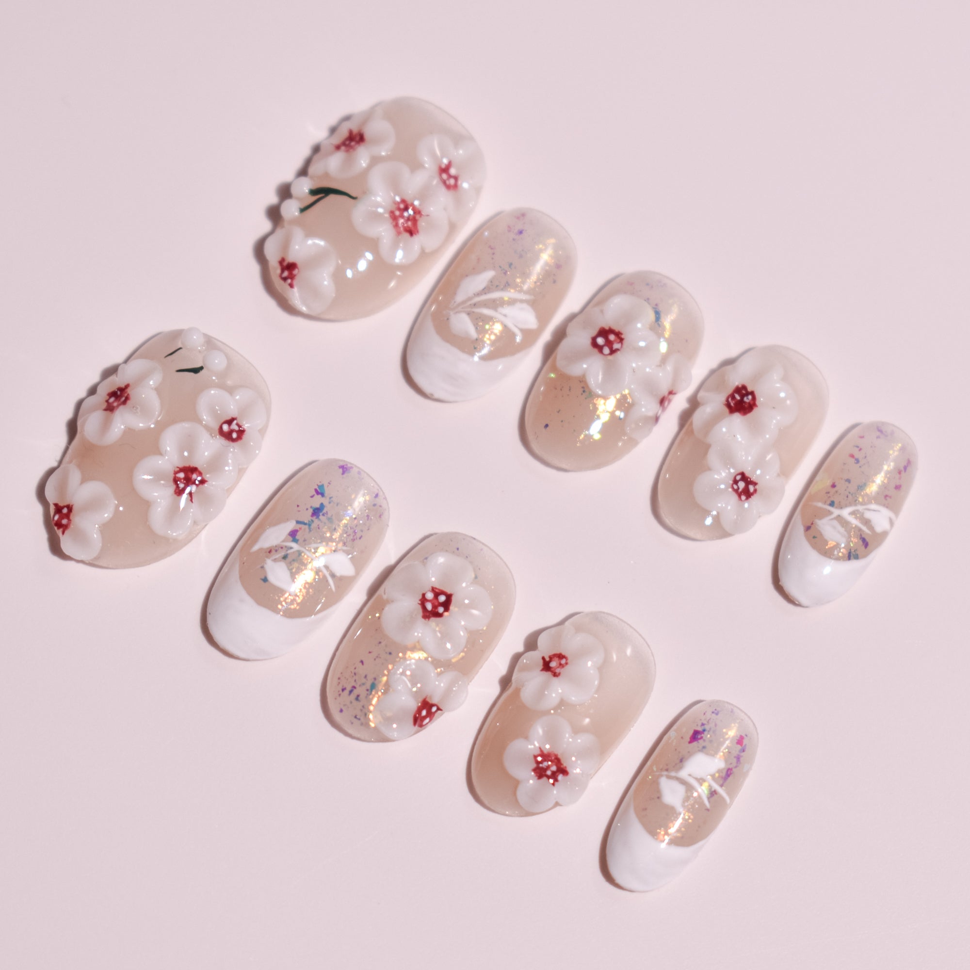 🌸 Shirayuki no Komorebi | Soft Floral Oval Press-On Nails
