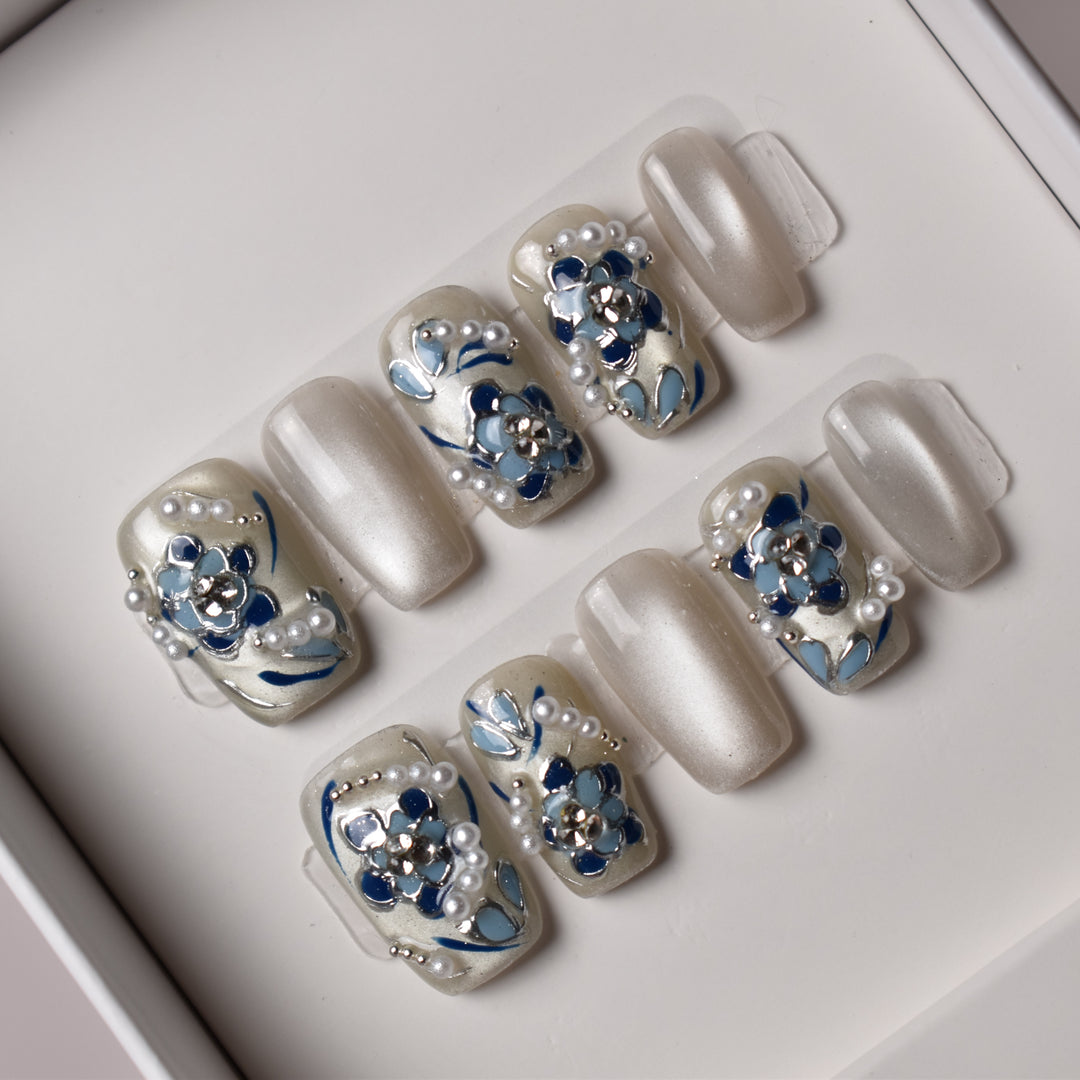 AOGIN NO BI (蒼银の美) – “Beauty of Blue and Silver” B1O32