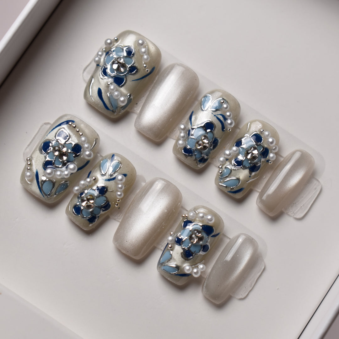 AOGIN NO BI (蒼银の美) – “Beauty of Blue and Silver” B1O32