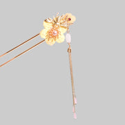 Bumblebee Blossom | Hand-Knitted Floral Kanzashi Hairpin