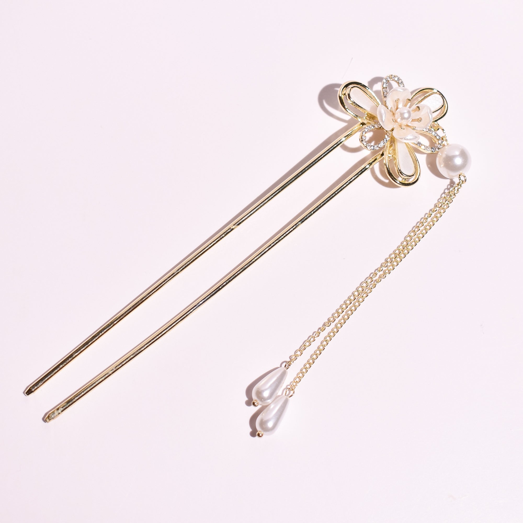 Sakura Pearl Whisper | Elegant Floral Kanzashi Hairpin