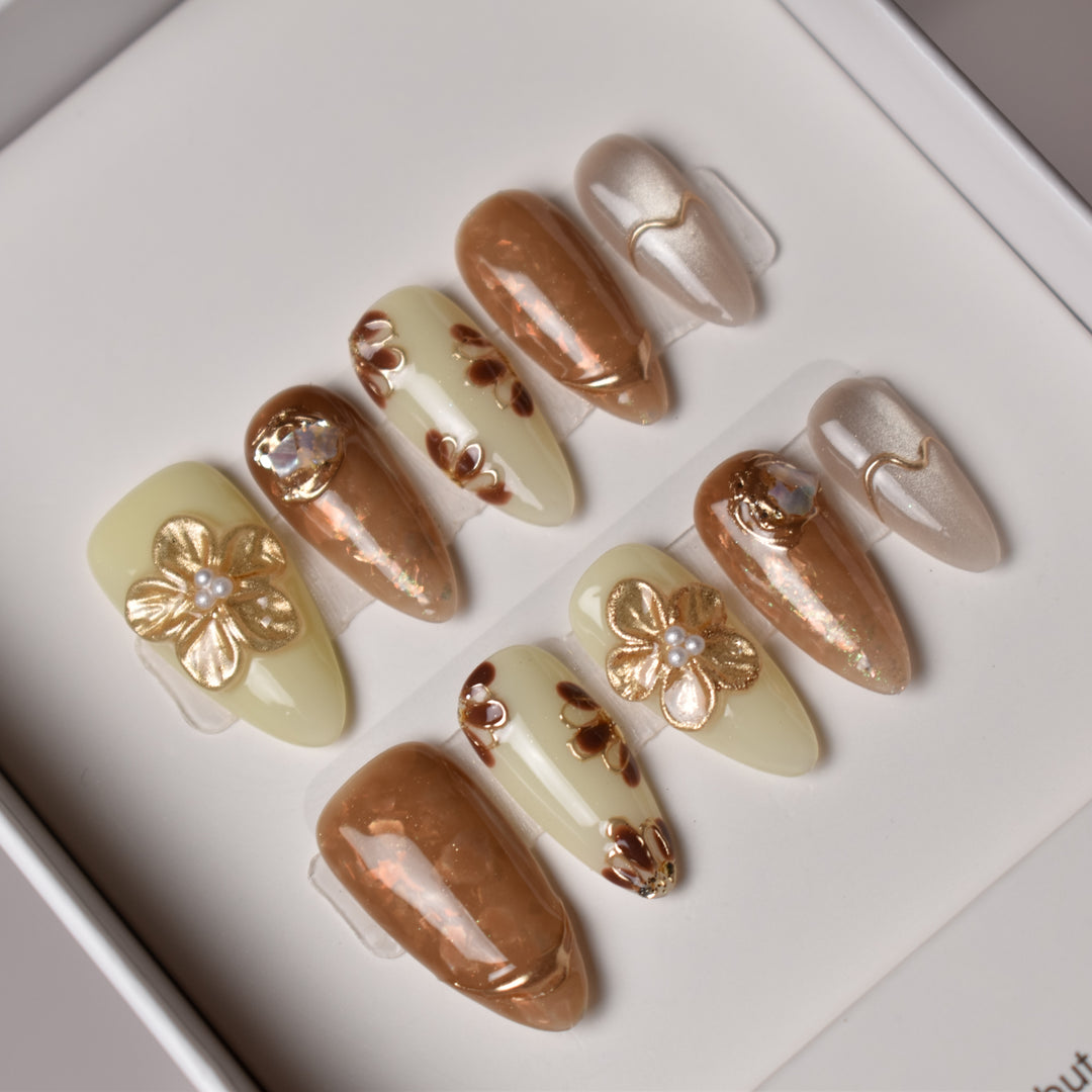 KIN TO CHAI (金と茶) – “Gold and Tea” B1O12