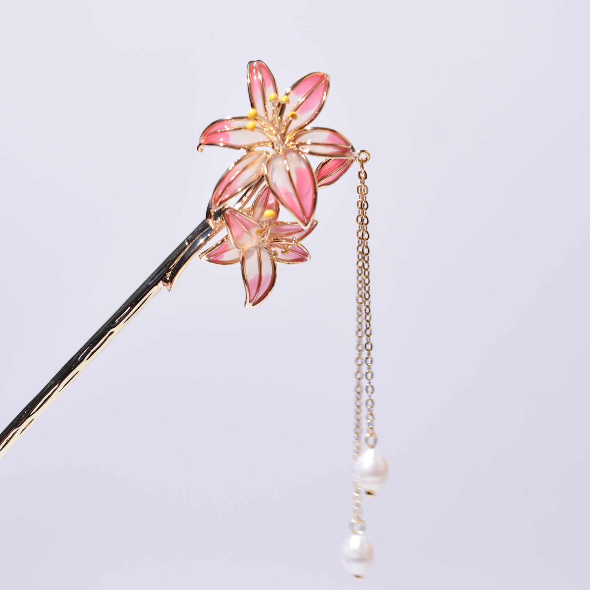 Azure Butterfly Lily | 14k Gold Plated Copper & Freshwater Pearl Hairpin