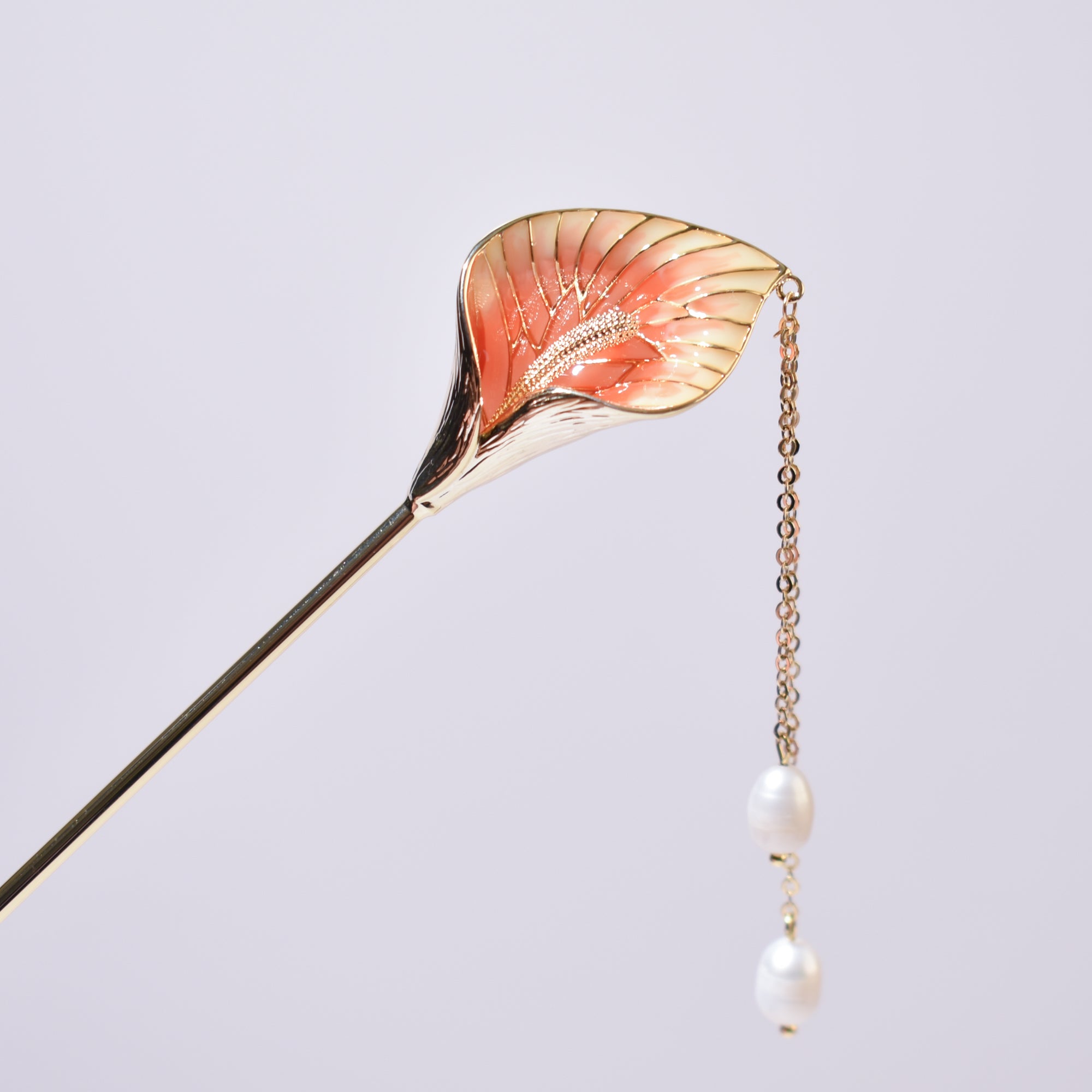 Peach Calla Lily | 14k Gold Plated Copper & Freshwater Pearl Hairpin